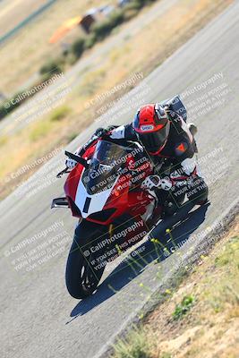 media/Oct-15-2023-TrackXperience (Sun) [[85198ff50b]]/Group 3/session 4 turn 3/